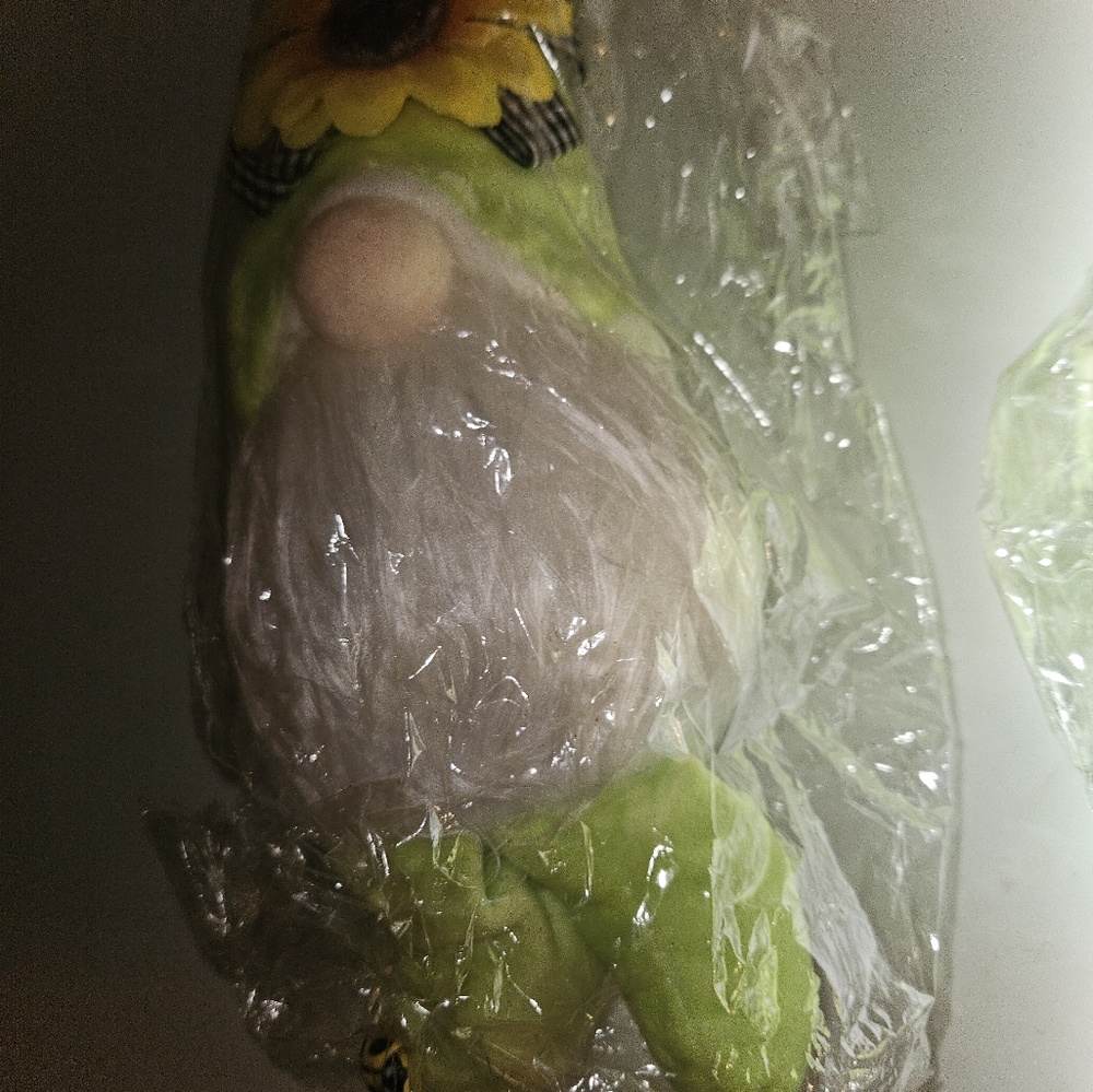 Spring gnome - Picture 3 of 3